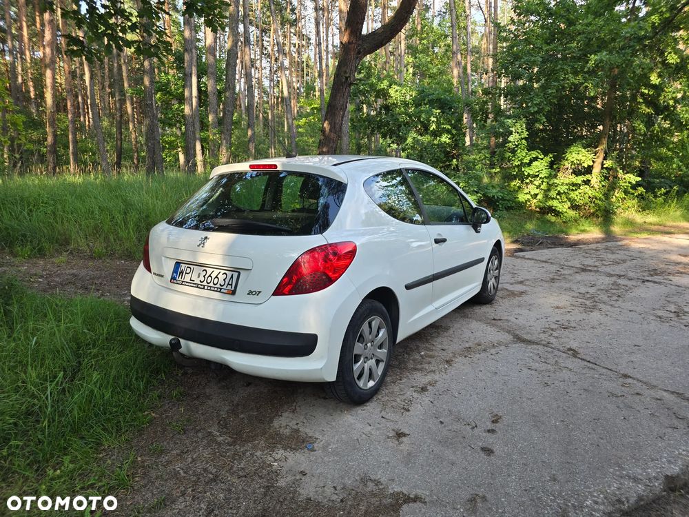 Peugeot 207 - 2