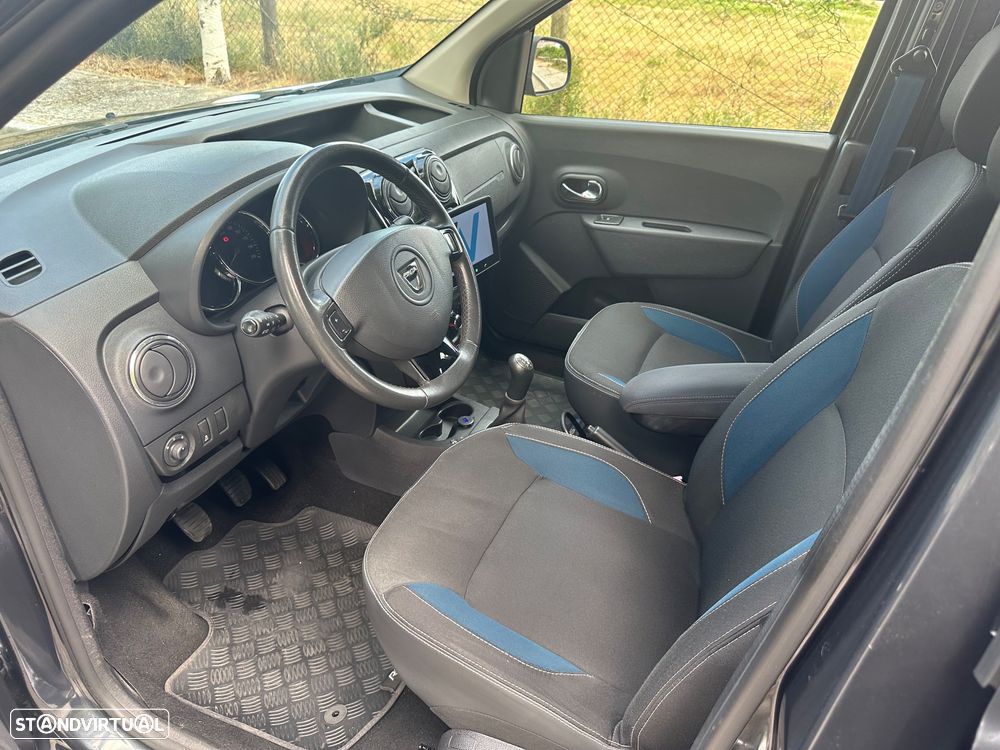 Dacia Dokker dCi 90 Stepway Celebration - 9