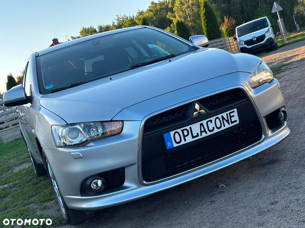Mitsubishi Lancer 1.6 Invite - 1
