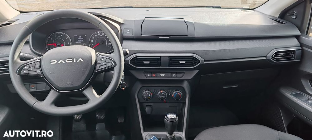 Dacia Sandero - 3