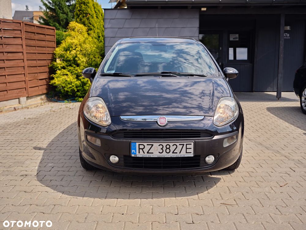Fiat Punto Evo 1.4 8V Estiva Blue&Me - 4