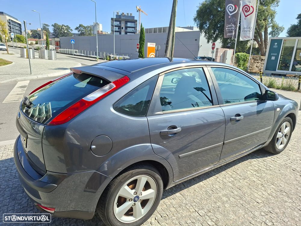 Ford Focus - 4