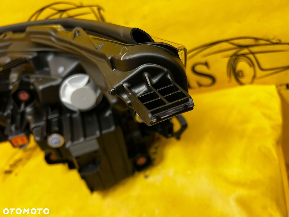 REFLEKTOR LAMPA PRZEDNIA PRZÓD PRAWY LED SUBARU FORESTER VI SL 25- - 6