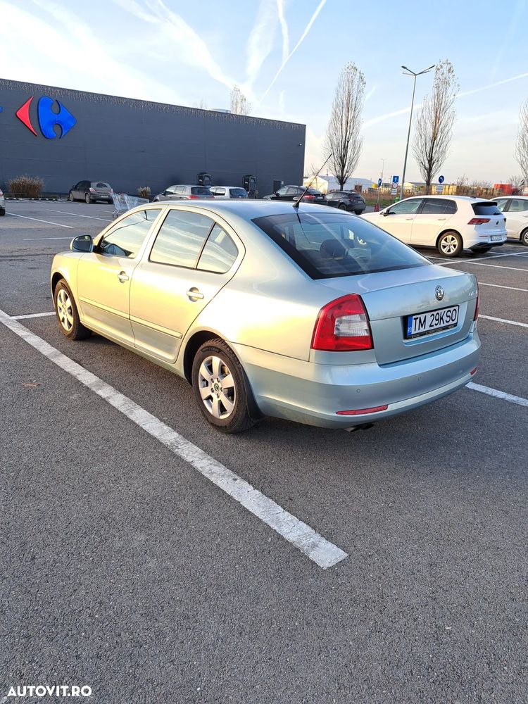 Skoda Octavia 1.8 Elegance TSI - 4