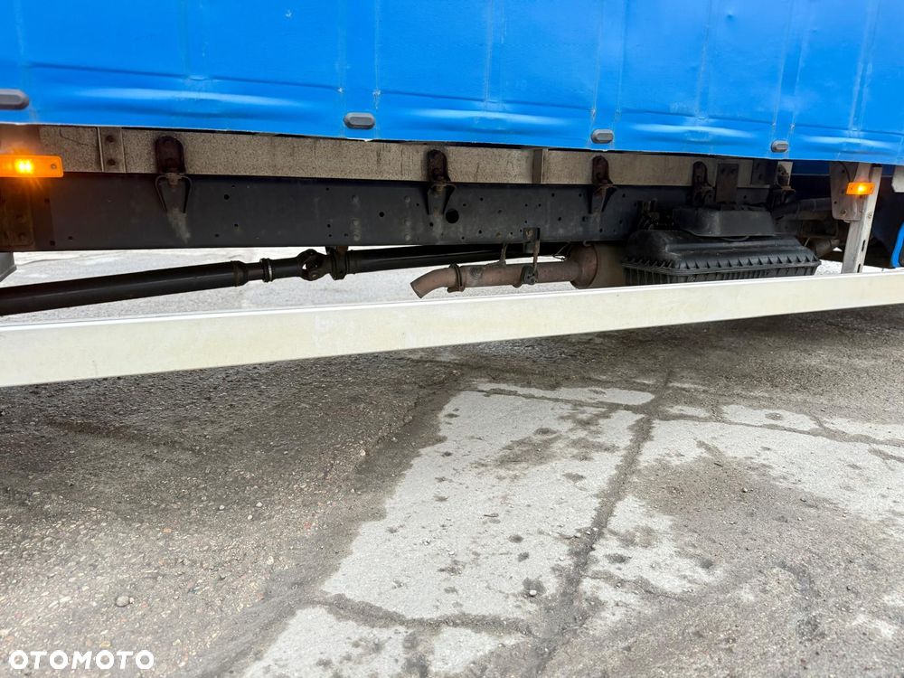 Iveco Daily* 72c18 Daily Zabudowa TEKBO  (firanka/kurtyna) - 12