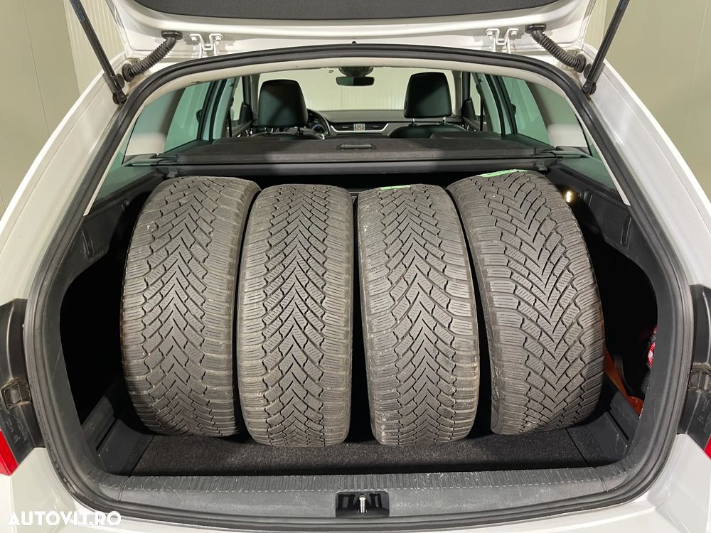 Skoda Octavia Combi 1.6 TDI DSG Style - 13
