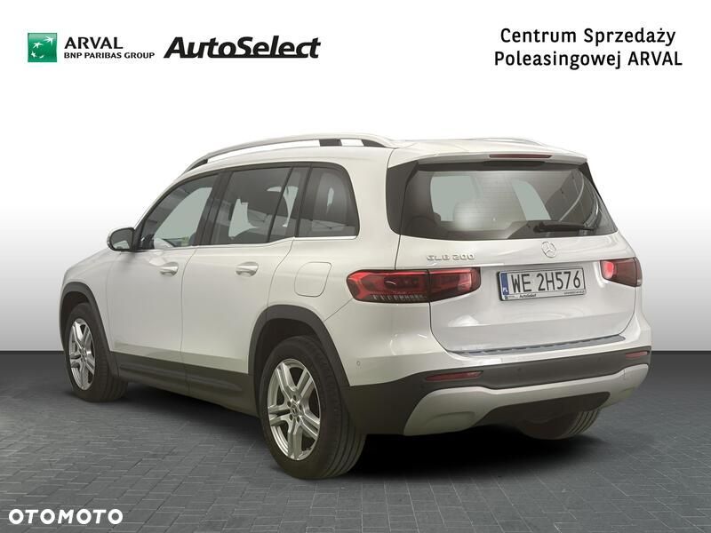 Mercedes-Benz GLB 200 7G-DCT - 3