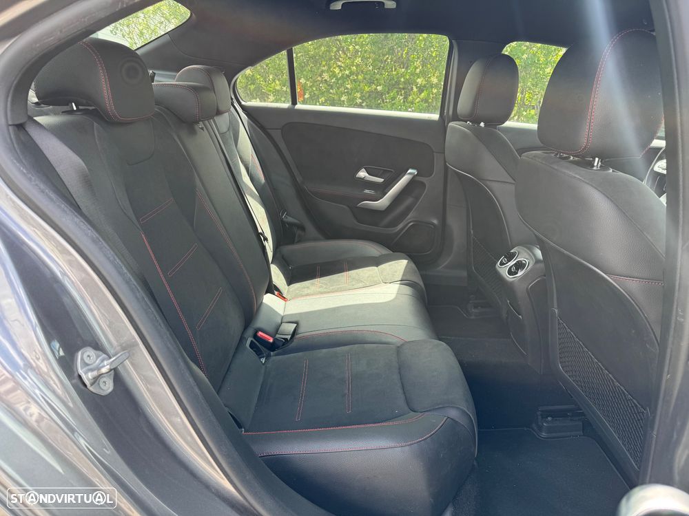 Mercedes-Benz A 200 Limousine AMG Line - 37