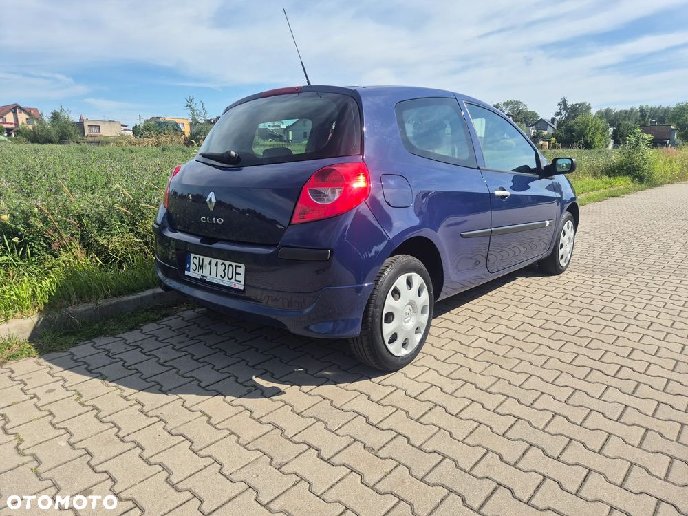 Renault Clio 1.2 16V 75 Dynamique - 6