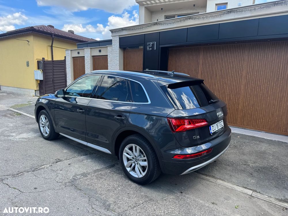 Audi Q5 2.0 45 TFSI S tronic quattro Design - 3