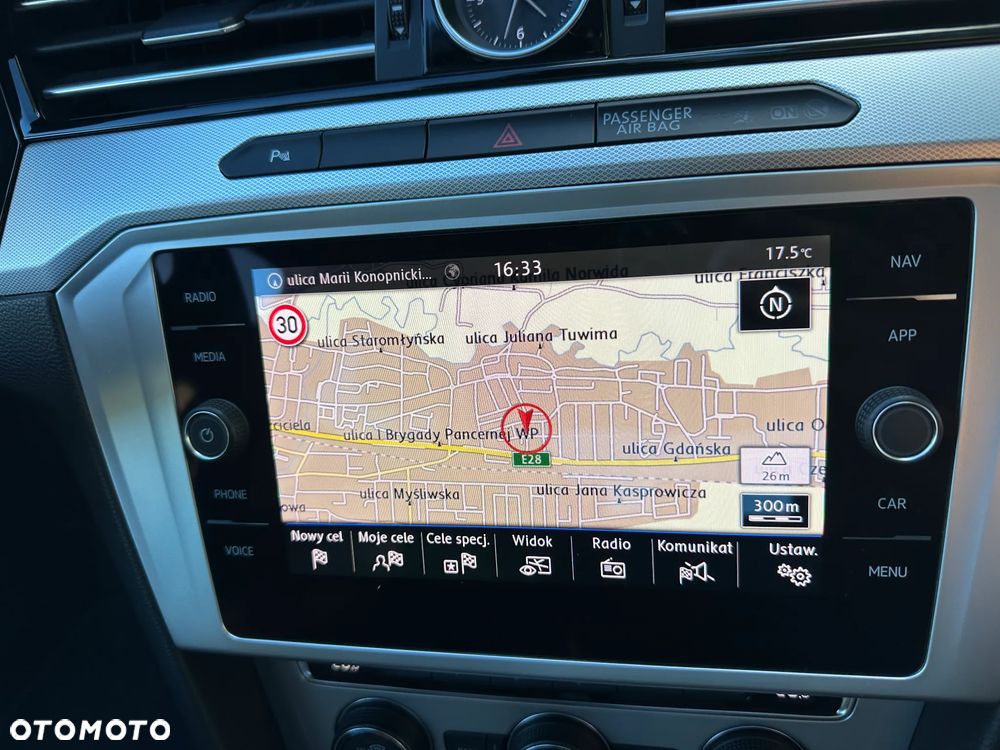 Volkswagen Passat 1.8 TSI BMT Comfortline DSG - 20