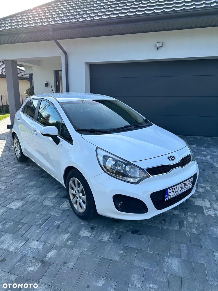 Kia Rio 1.2 Dream Team Edition - 2