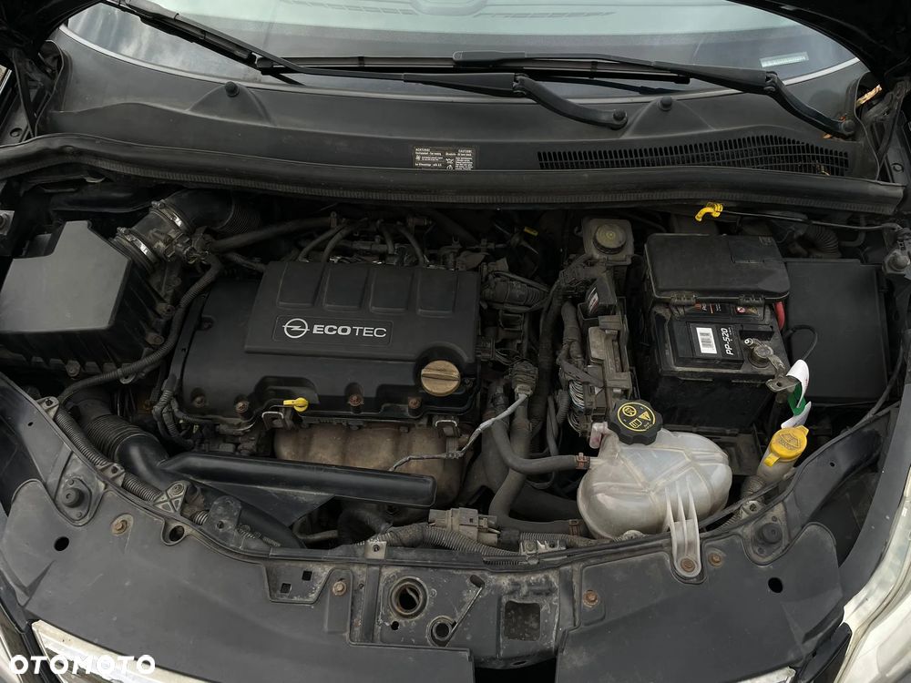 Opel Corsa 1.4 16V Selection - 19