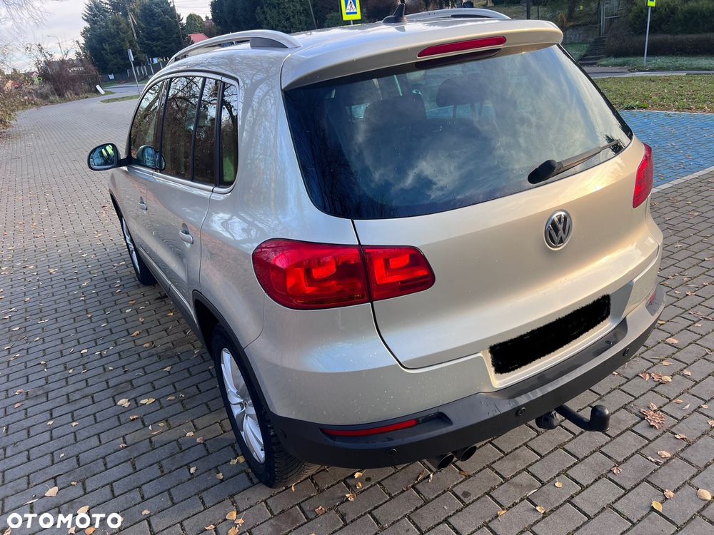 Volkswagen Tiguan 2.0 TDI DPF 4Motion BlueMotion Technology Lounge Sport & Style - 5