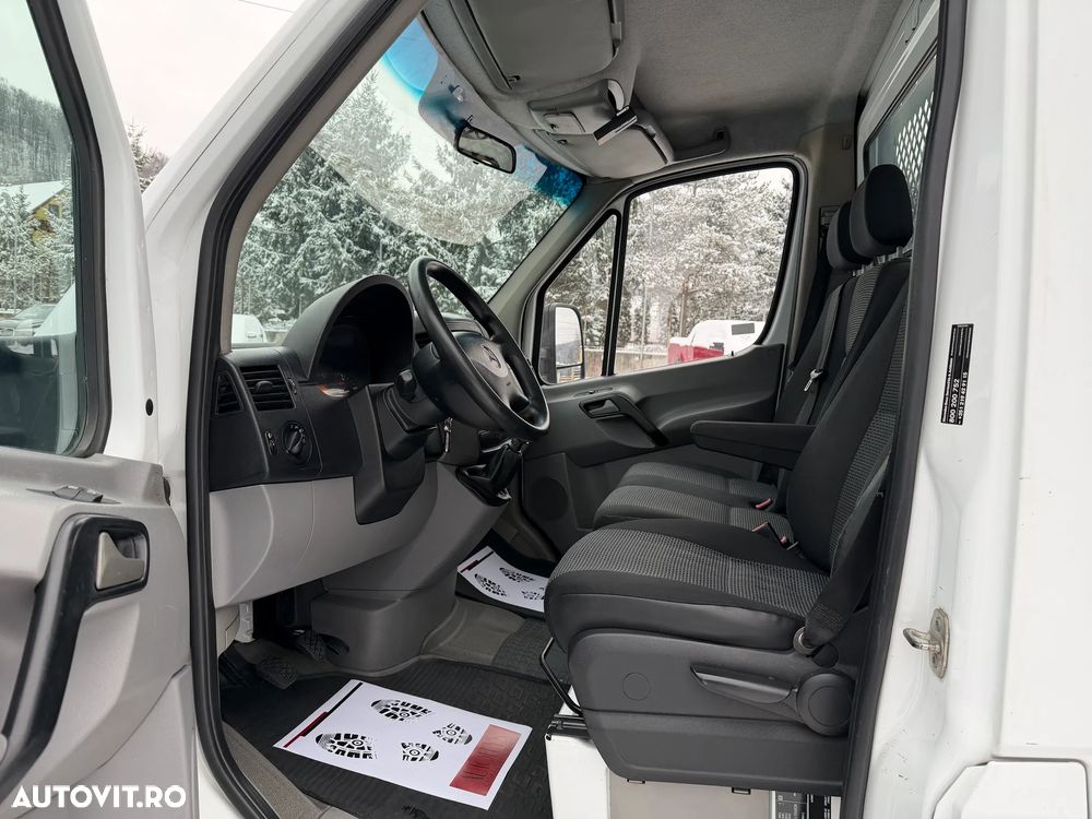 Mercedes-Benz SPRINTER 519 - 15