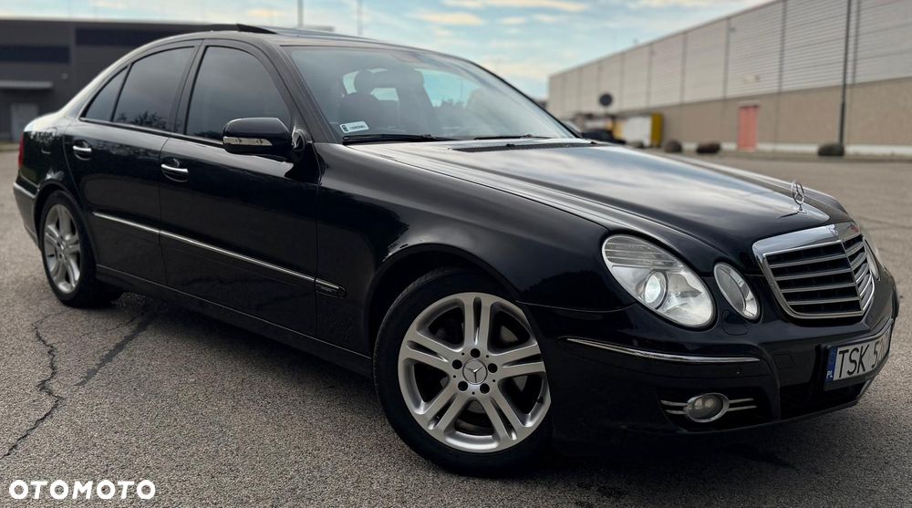 Mercedes-Benz E 2006 photo 2