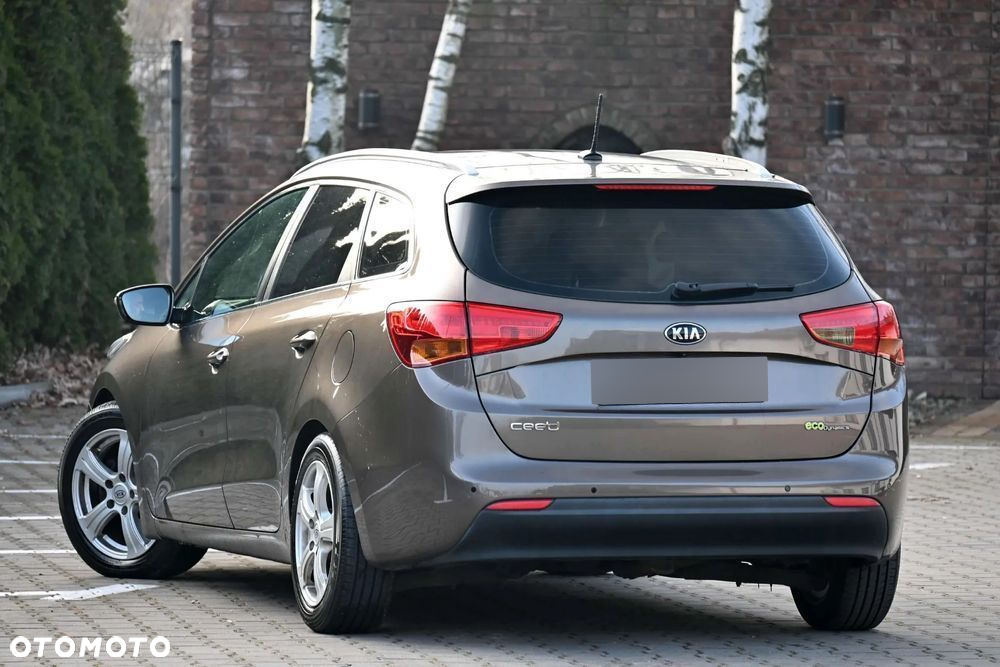 Kia Ceed - 20