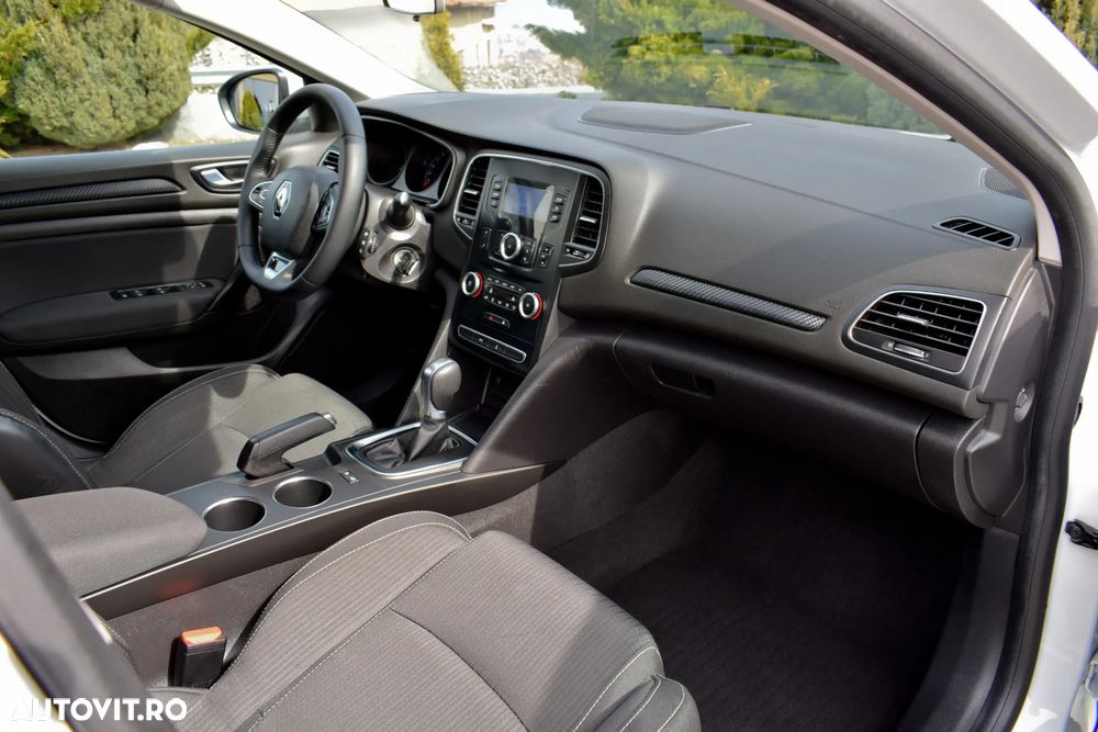 Renault Megane Blue dCi 116 EDC Intens - 15