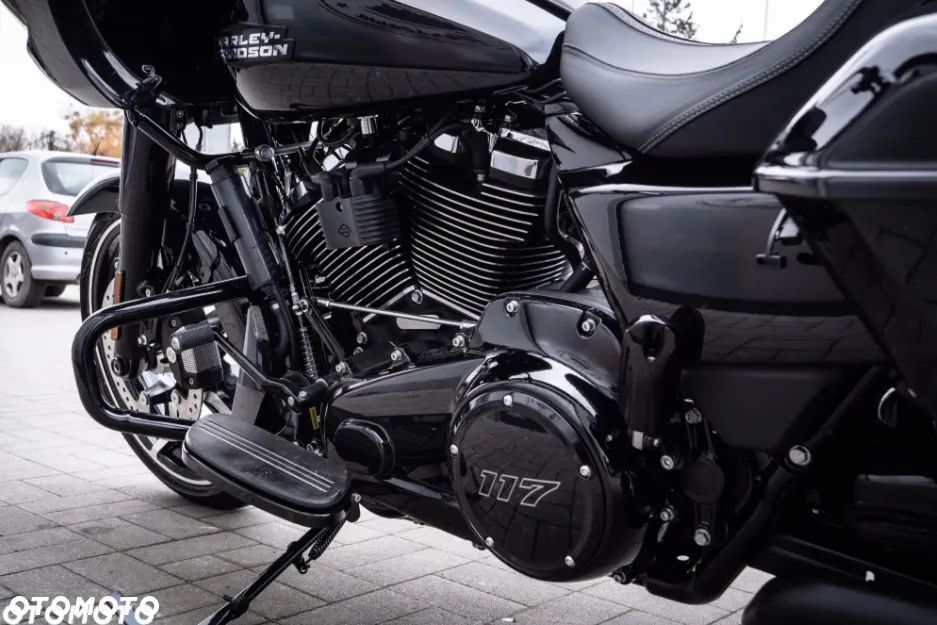 Harley-Davidson Touring Road Glide - 14