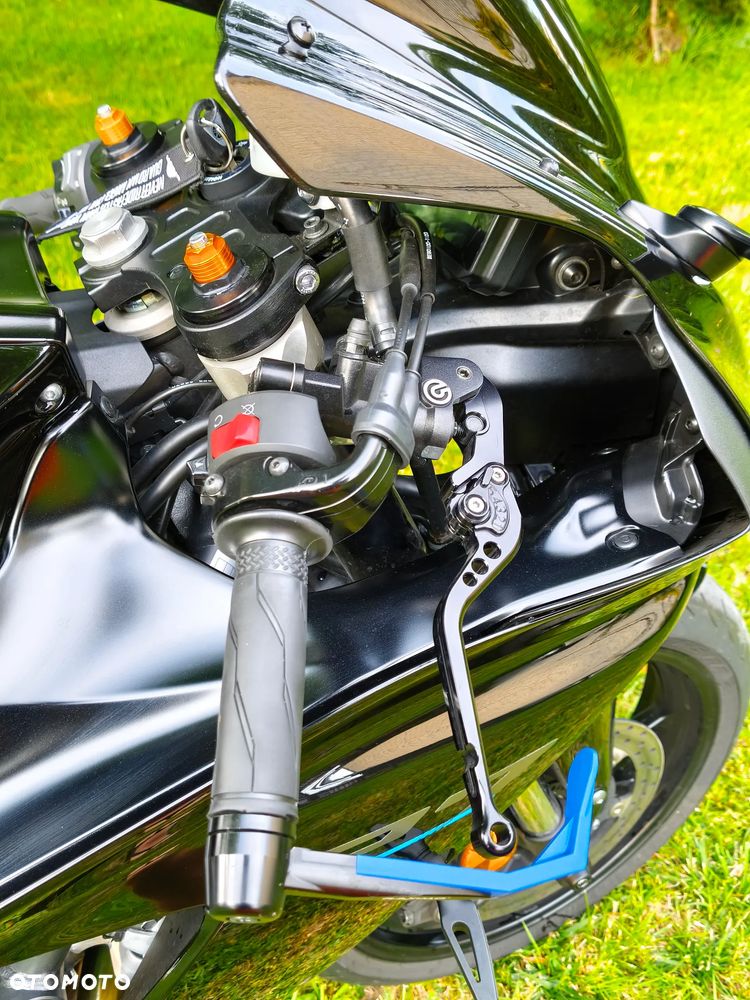 Yamaha R7 - 11