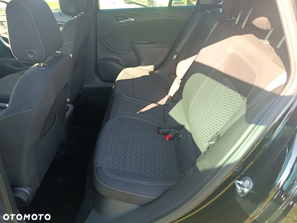 Opel Astra 1.4 T Dynamic - 25