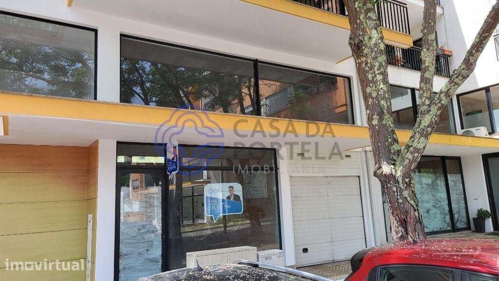 Espaço Comercial 171,8 m2 + Box 20m2 c/ Potencial para Loft em Viseu - Grande imagem: 3/12