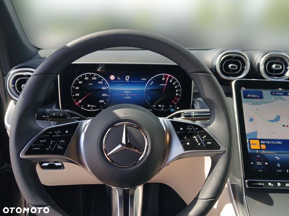 Mercedes-Benz GLC 300 e 4Matic 9G-TRONIC Avantgarde Advanced - 21