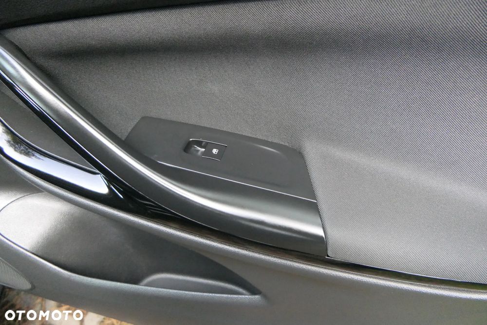 Opel Astra 1.4 Turbo Innovation - 29