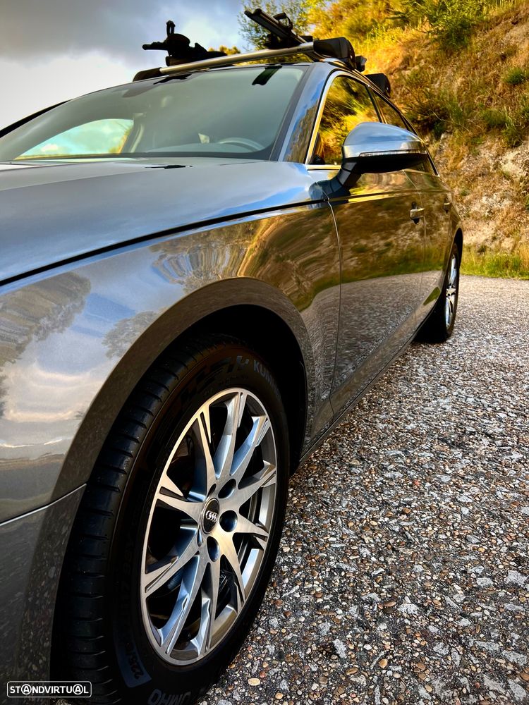 Audi A4 Avant 2.0 TDI Advance - 4