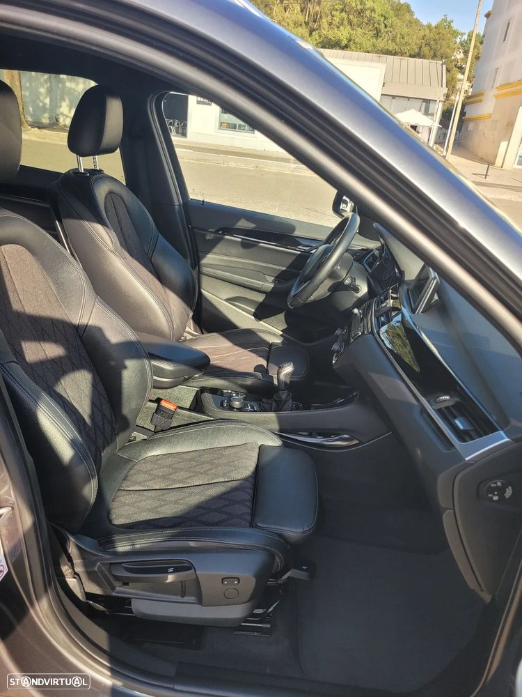 BMW X1 16 d sDrive Line xLine - 13