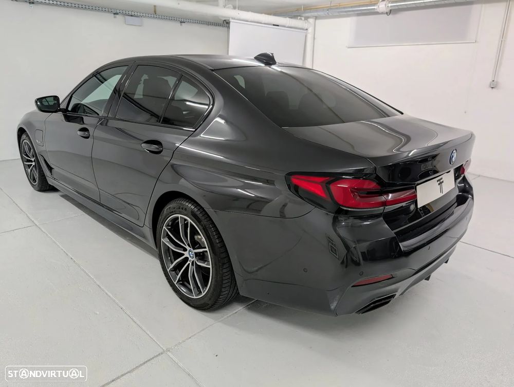 BMW 530 e Pack M - 10