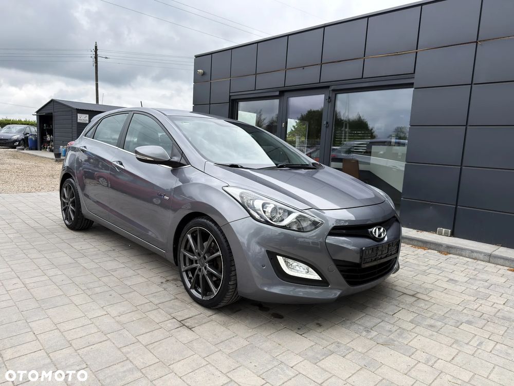 Hyundai i30 1.6 GDI Premium - 12