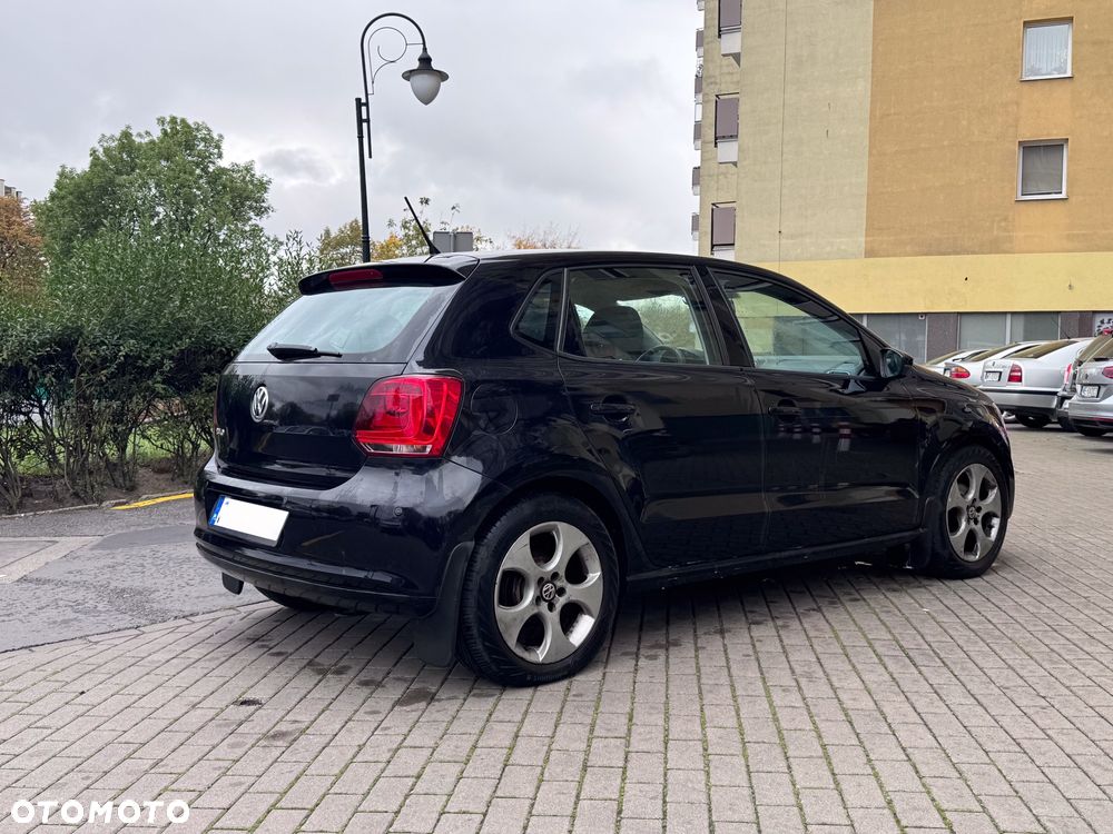 Volkswagen Polo - 8