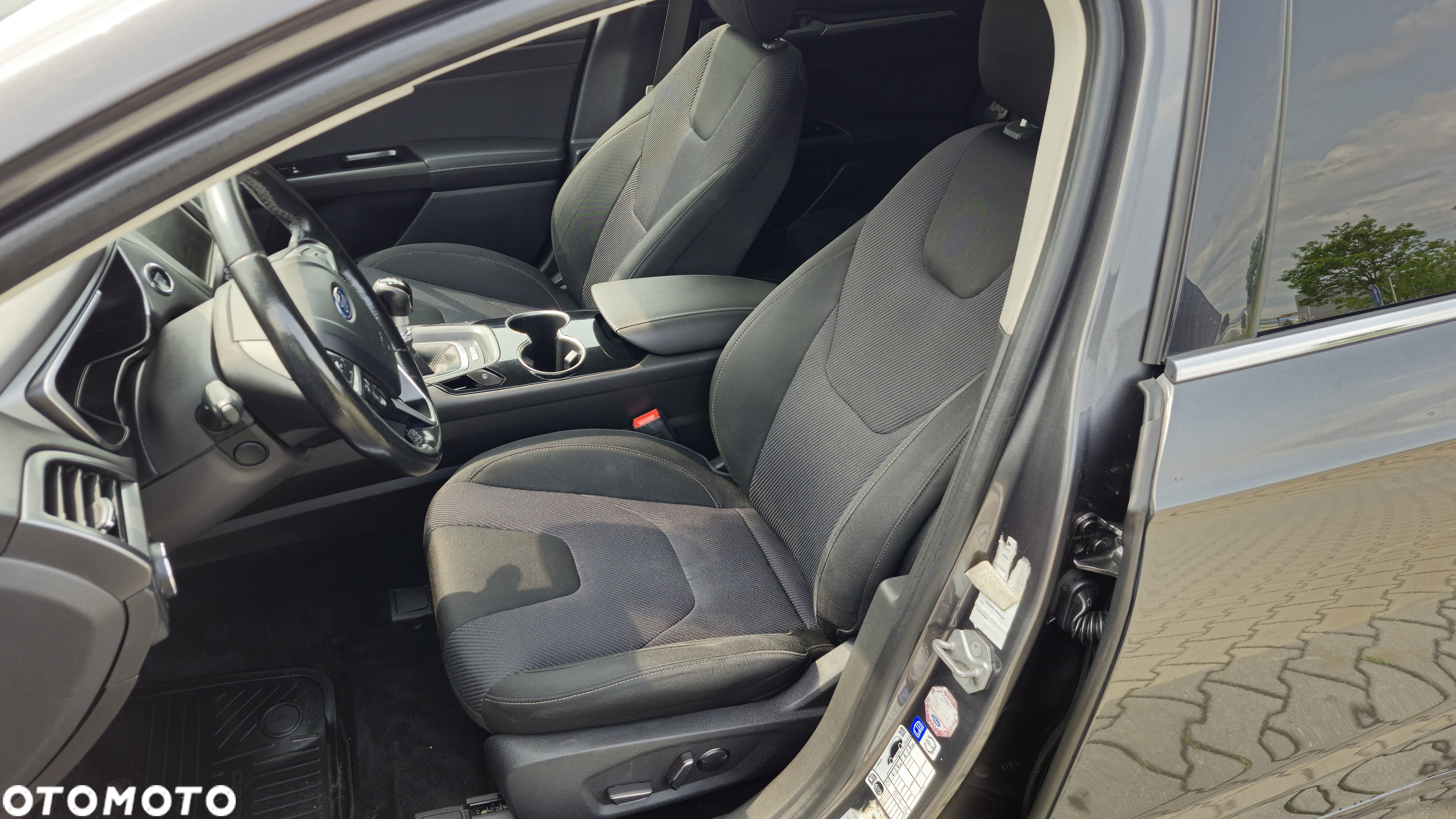 Ford Mondeo 2.0 TDCi Titanium - 21