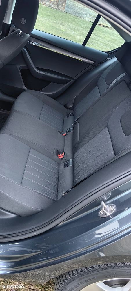 Skoda Octavia 1.6 TDI Ambition - 10