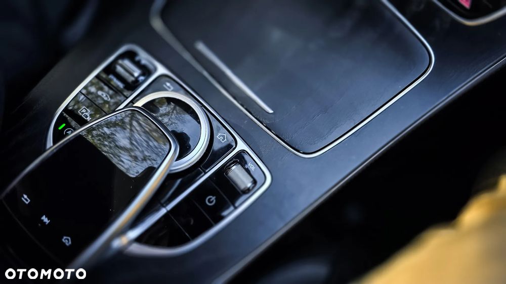 Mercedes-Benz Klasa E - 25