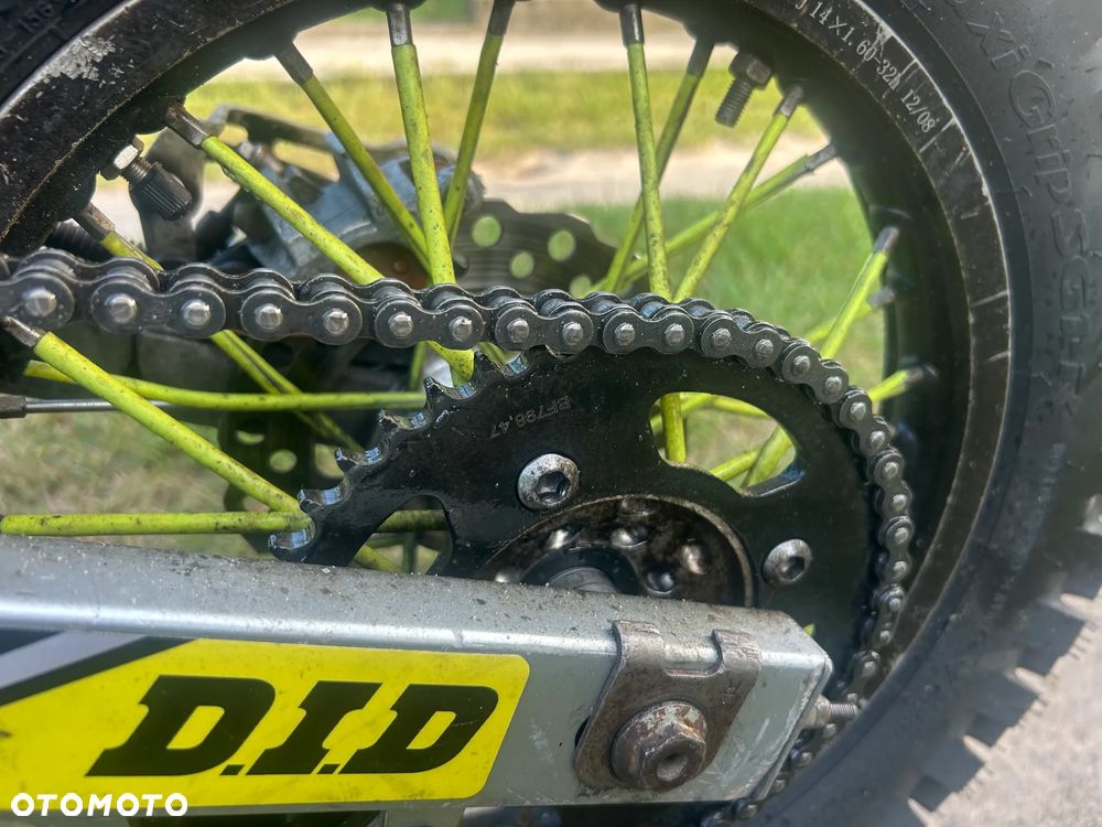 Suzuki RM - 9