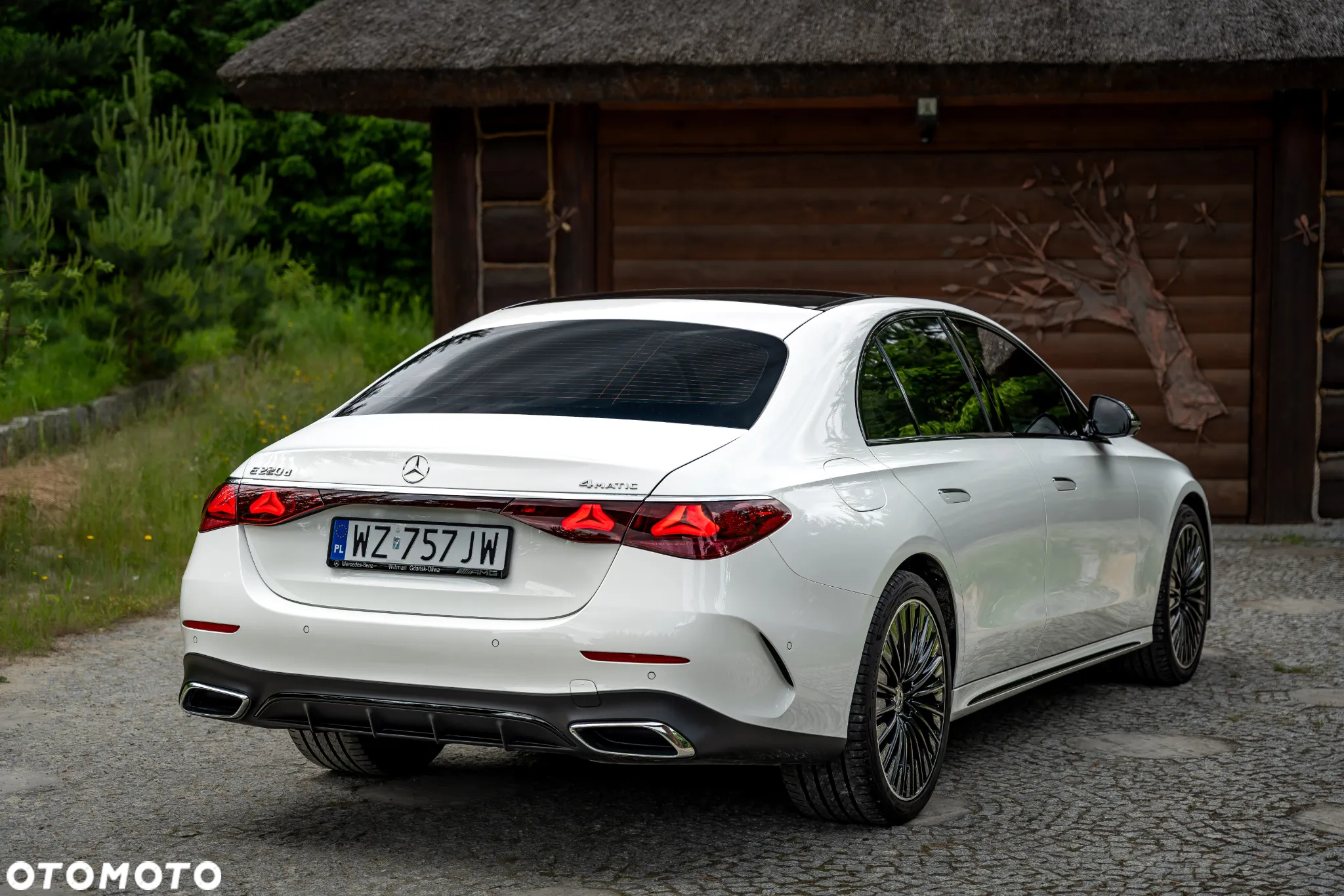 Mercedes-Benz Klasa E 220 d 4-Matic Exclusive - 5
