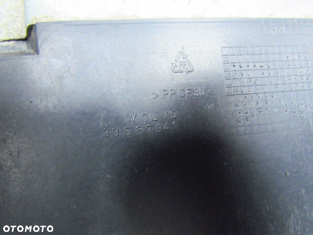 VOLVO C30 S40 V50 C70 LIFT 06-13 SKRZYNKA OBUDOWA AKUMULATORA 31301483 30667941 - 9