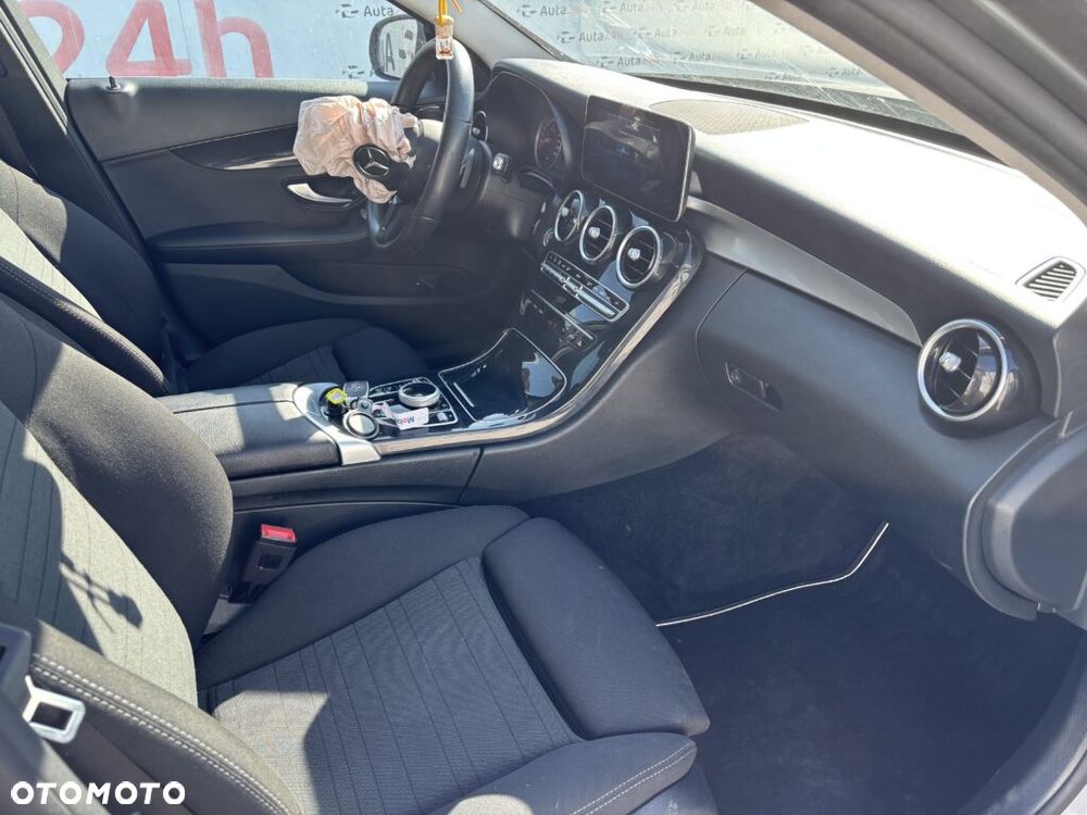 Mercedes-Benz Klasa C - 12