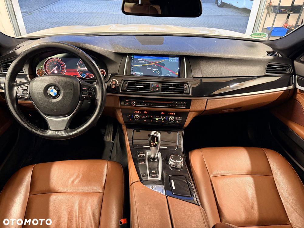 BMW Seria 5 520d - 9