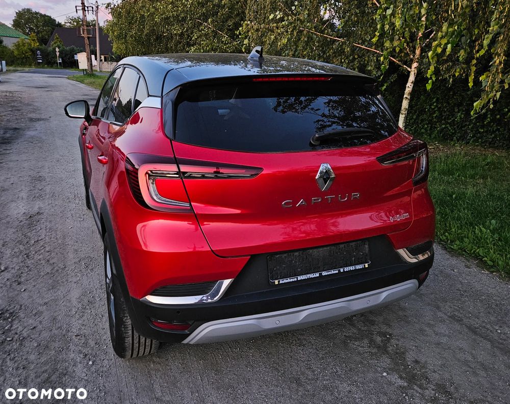 Renault Captur TCe Mild Hybrid 140 TECHNO - 12