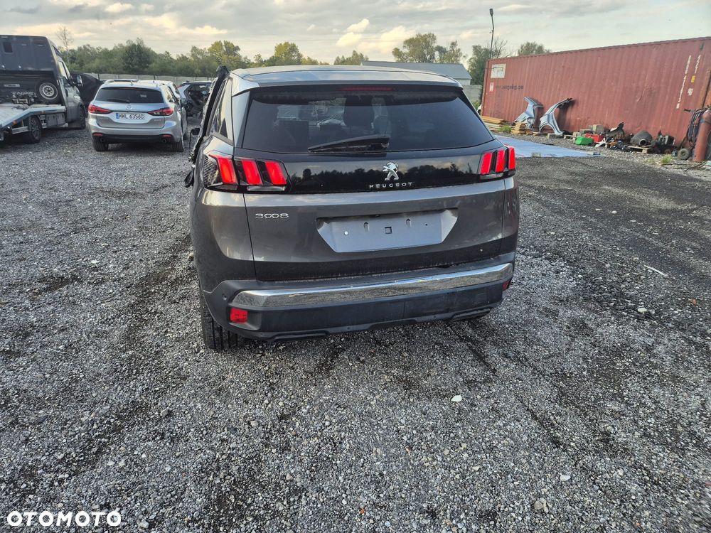 Peugeot 3008 1.2 PureTech Allure Pack S&S EAT8 - 13
