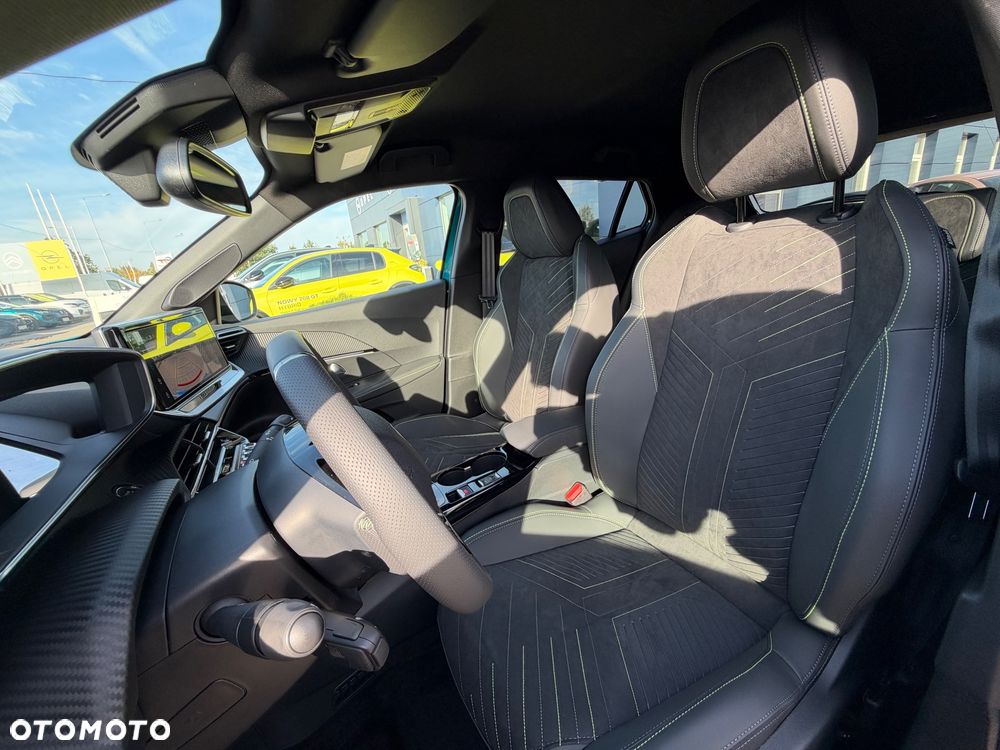 Peugeot 2008 - 12