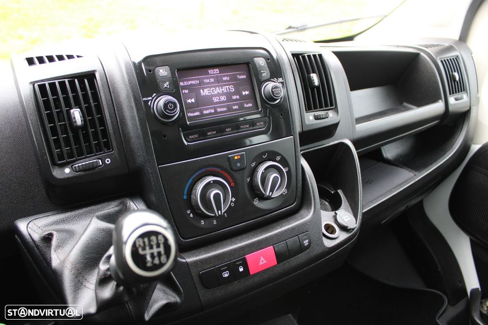 Citroën Jumper 2.2 BlueHDi 35 L4 CD Control - 19