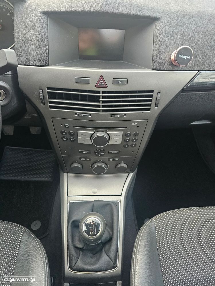 Opel Astra 1.7 CDTi Cosmo M6 - 21