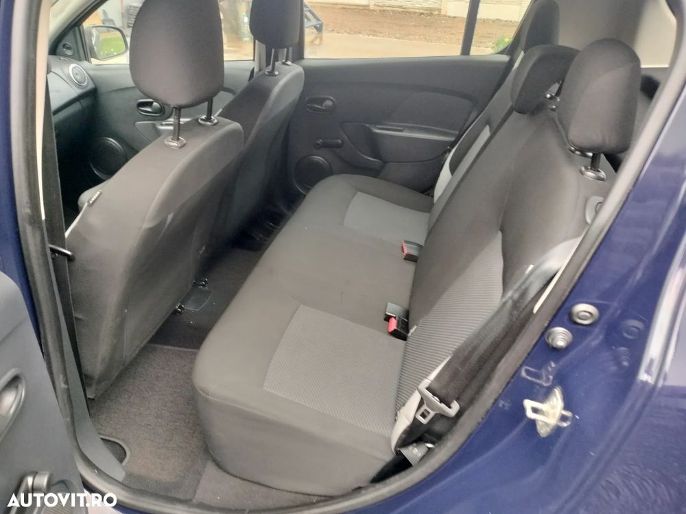 Dacia Sandero 1.2 16V 75 Ambiance - 11
