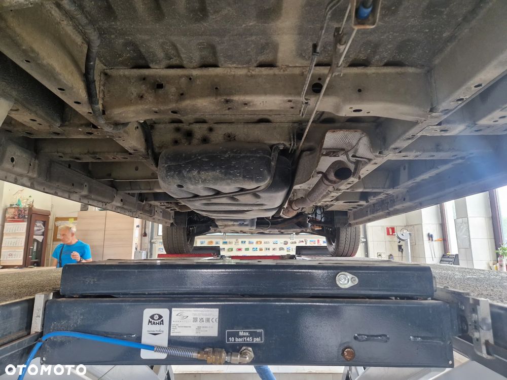 Ford Transit - 21