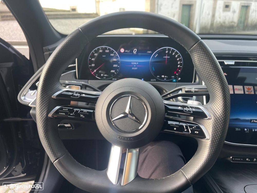 Mercedes-Benz E 300 e AMG Line - 20