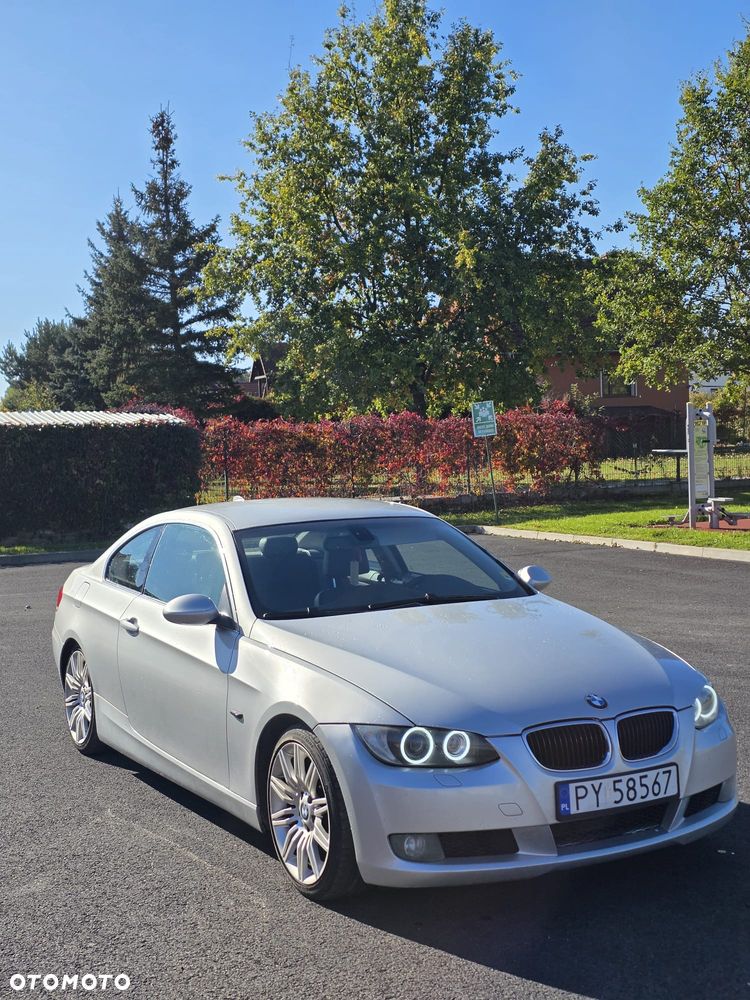 BMW Seria 3 325i - 7